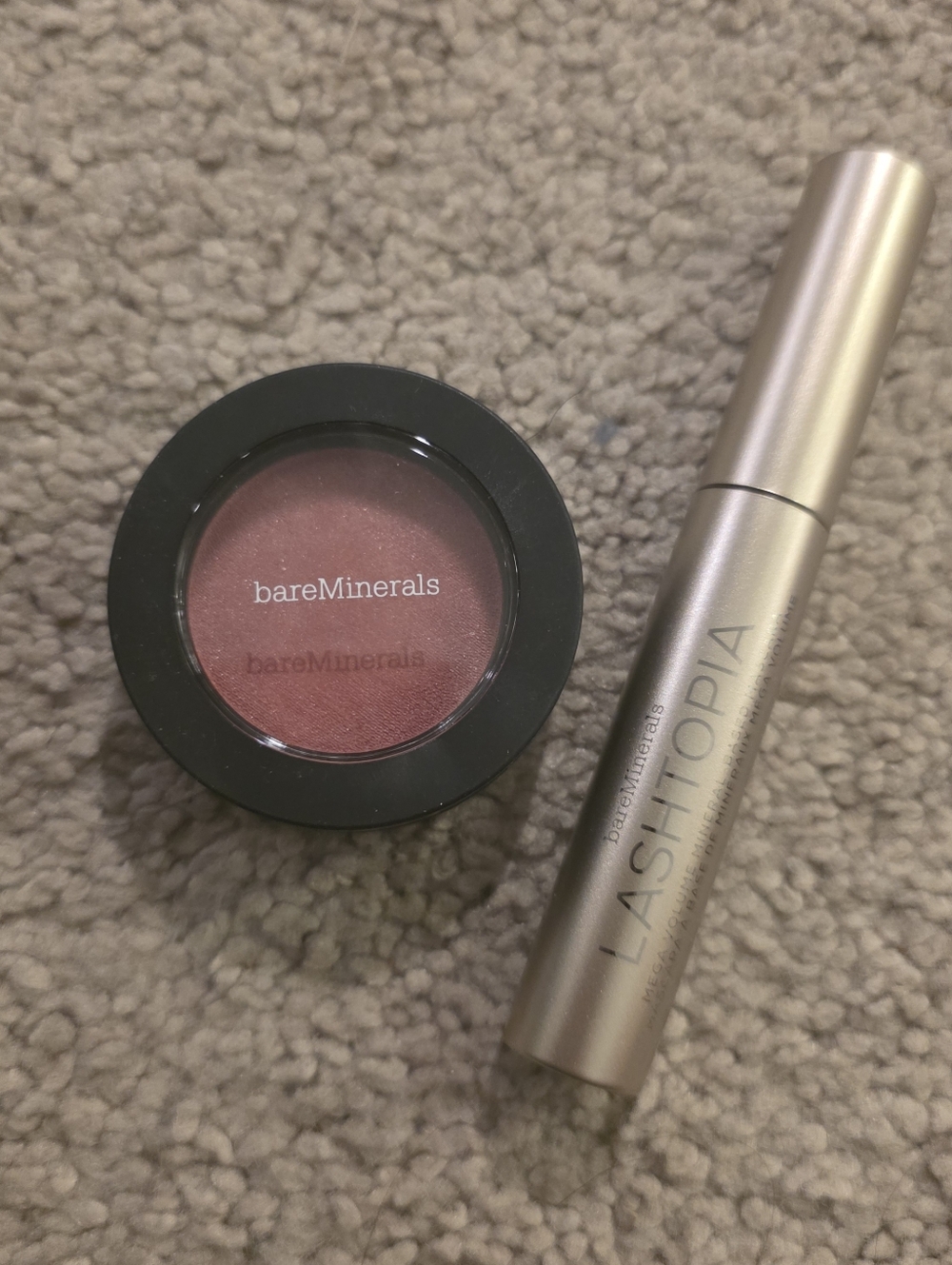 bareMinerals Bundle - Picture 2 of 5